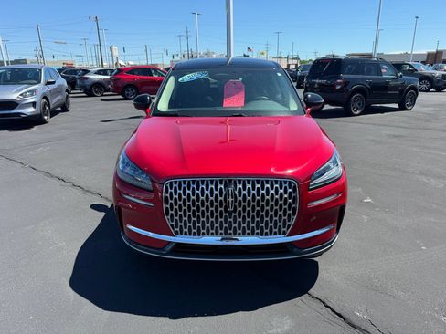 Used 2023 Lincoln Corsair AWD w/ Equipment Group 101A image 2