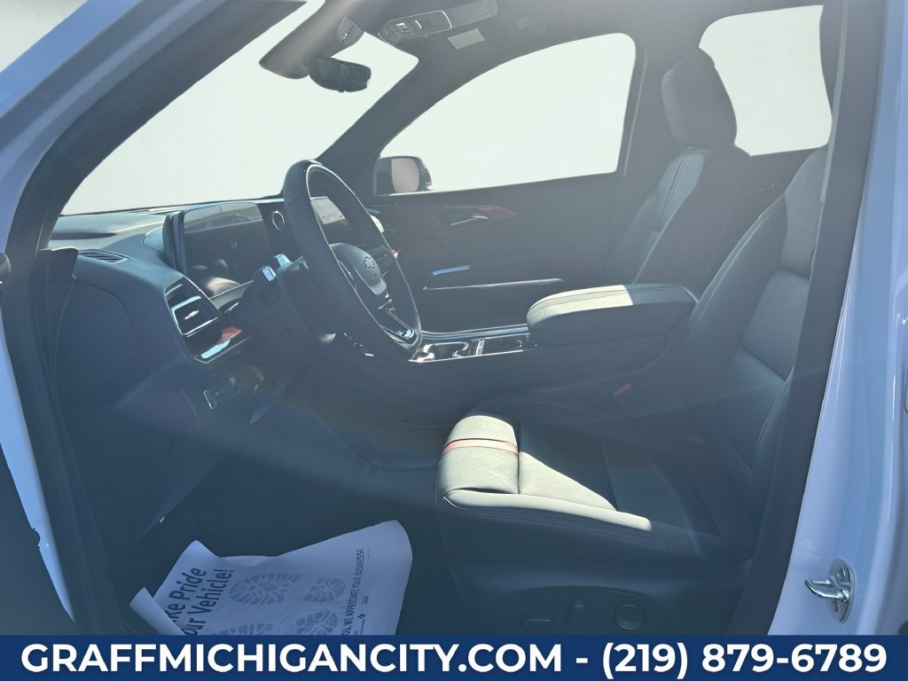 New 2026 Chevrolet Traverse RS AWD/4WD image 8