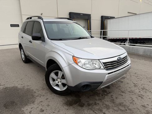 Used 2010 Subaru Forester 2.5X AWD/4WD image 5