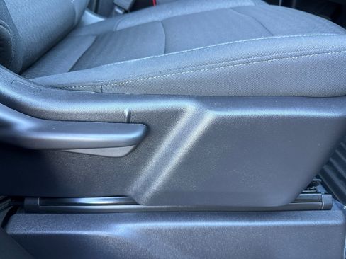 Used 2024 Chevrolet Silverado 1500 LT image 23