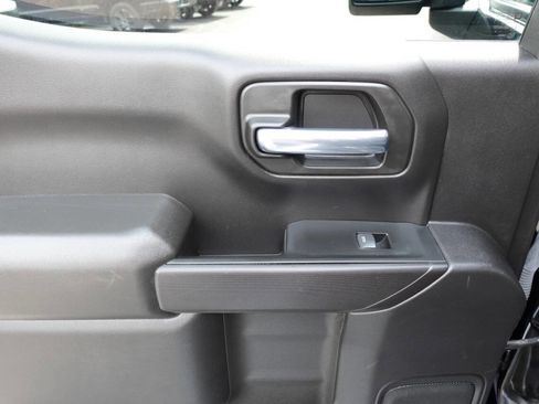 Used 2022 GMC Sierra 1500 Pro w/ Pro Value Package image 18