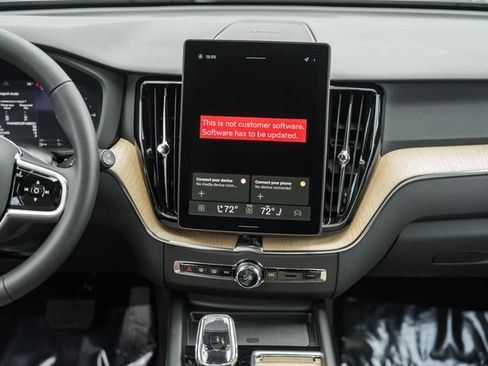 New 2026 Volvo XC60 T8 Plus w/ Climate Package AWD/4WD image 22