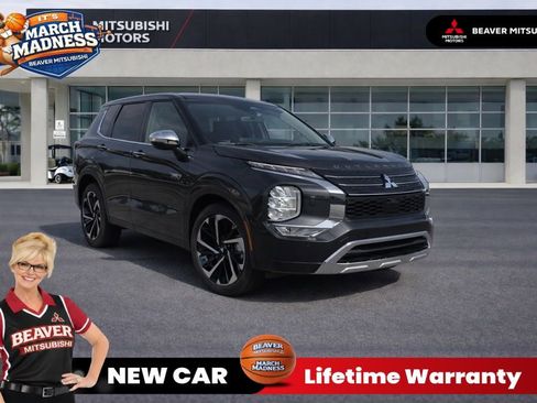 New 2025 Mitsubishi Outlander SE image 1