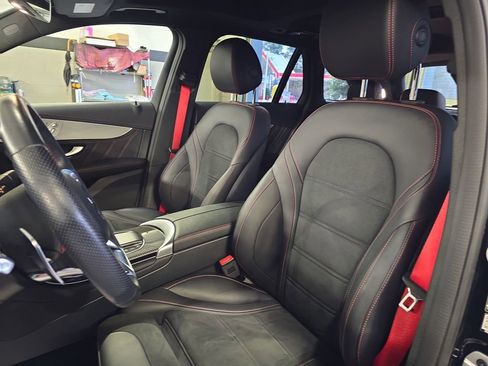 Certified 2022 Mercedes-Benz GLC 43 AMG 4MATIC image 17