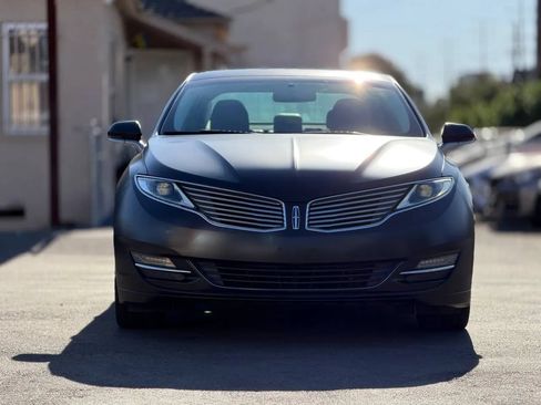 Used 2014 Lincoln MKZ Hybrid FWD image 3