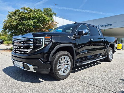 Used 2024 GMC Sierra 1500 Denali AWD/4WD image 7