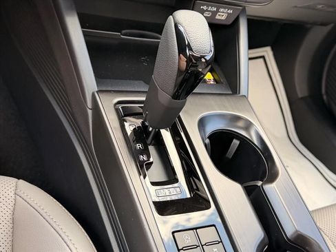 New 2026 Subaru Outback Limited AWD/4WD image 27