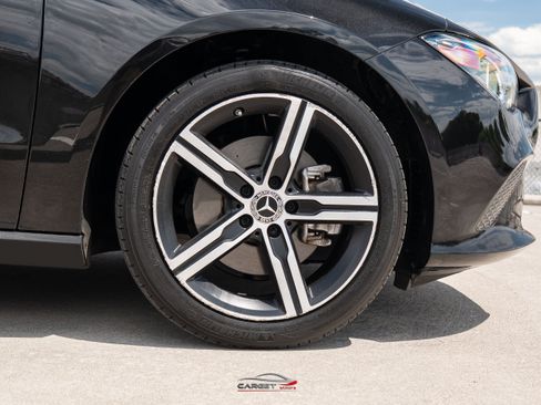 Used 2020 Mercedes-Benz CLA 250 4MATIC image 9