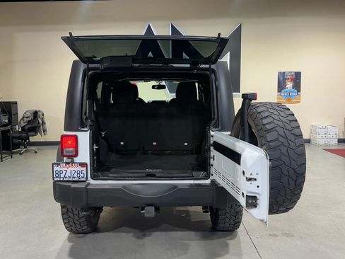 Used 2013 Jeep Wrangler Unlimited Sport AWD/4WD image 6