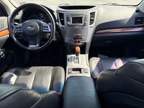Used 2013 Subaru Outback 2.5i Limited AWD/4WD image 18