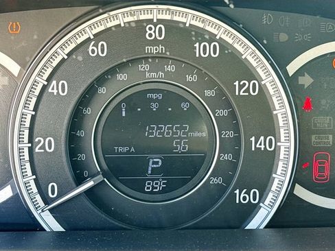 Used 2016 Honda Accord EX image 10