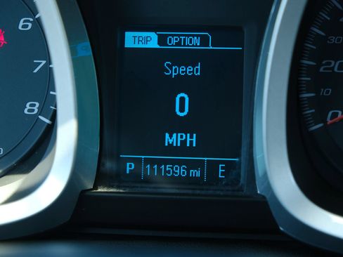 Used 2015 Chevrolet Equinox LT w/ Driver Convenience Package AWD/4WD image 22