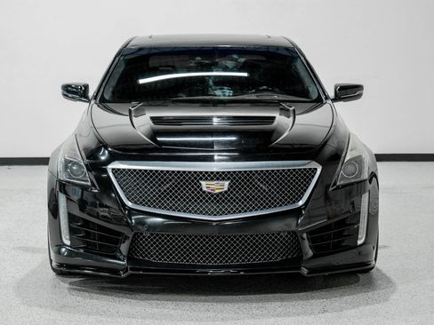 Used 2018 Cadillac CTS V w/ Luxury Package image 3