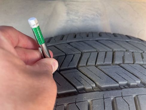 Used 2019 RAM 1500 Classic SLT RWD image 27