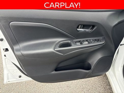 Used 2025 Nissan Versa SV FWD image 8