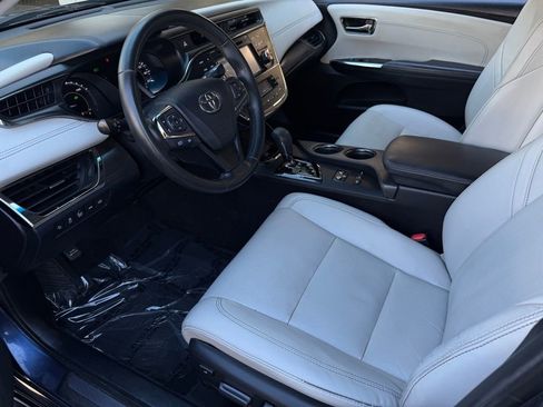 Certified 2017 Toyota Avalon Limited w/ Carpet Mat Package image 18