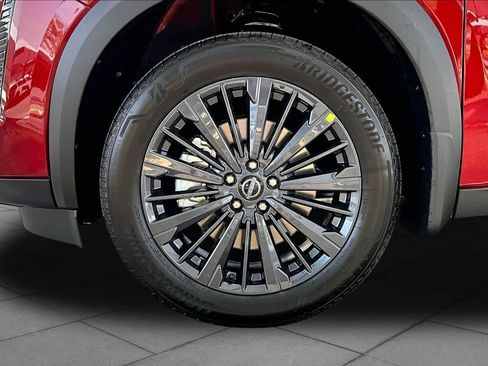 New 2026 Nissan Pathfinder SL w/ SL Premium Package (P04) FWD image 11