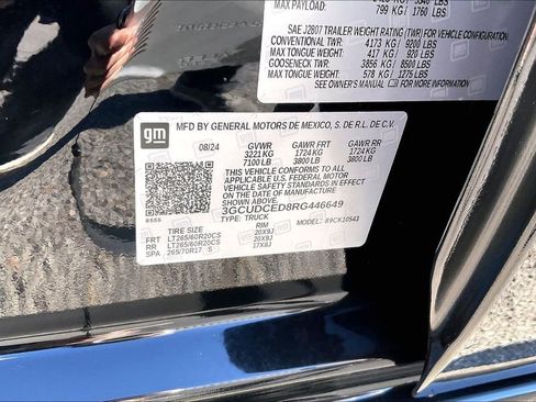 Used 2024 Chevrolet Silverado 1500 Custom Trail Boss w/ LPO, Dark Essentials Package image 35