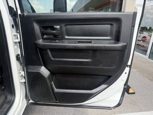 Used 2017 RAM 4500 Tradesman w/ Chrome Appearance Group AWD/4WD image 23