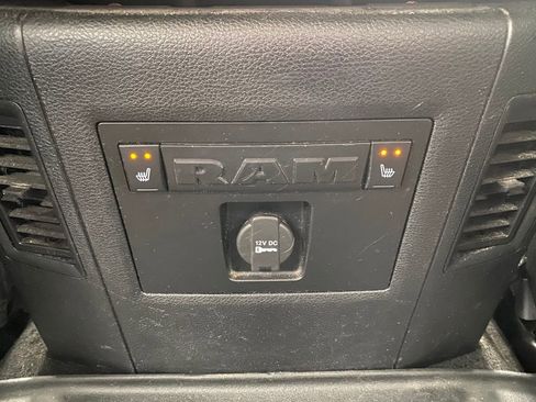 Used 2014 RAM 1500 Laramie w/ Convenience Group image 22