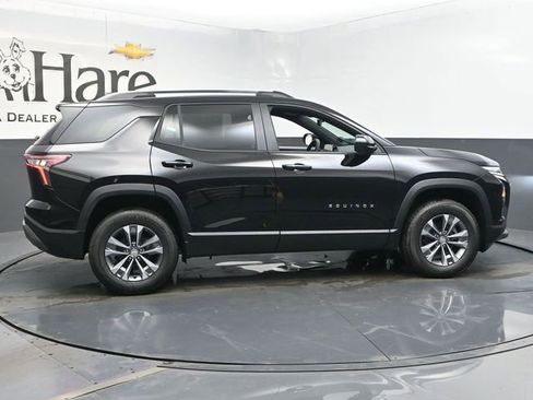 New 2026 Chevrolet Equinox LT w/ Convenience Package II image 16