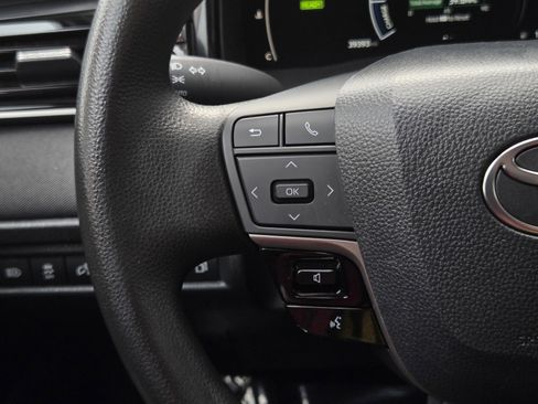 Used 2025 Toyota Camry LE image 22