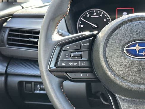 Certified 2025 Subaru Crosstrek 2.5i Limited AWD/4WD image 9
