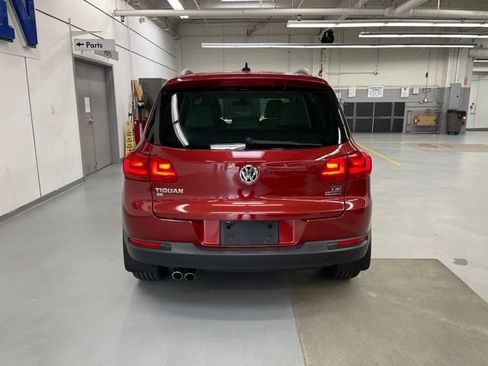Used 2016 Volkswagen Tiguan SE AWD/4WD image 3