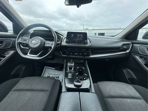 Used 2024 Nissan Rogue SV AWD/4WD image 26