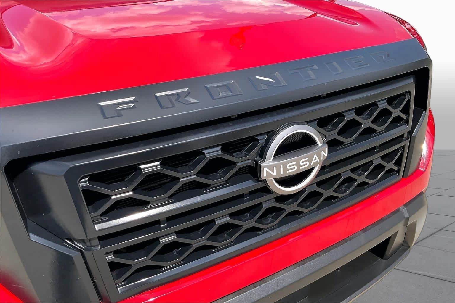 Used 2022 Nissan Frontier S w/ Technology Package RWD image 28