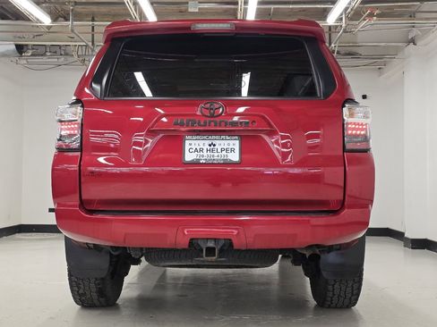 Used 2019 Toyota 4Runner SR5 Premium image 16