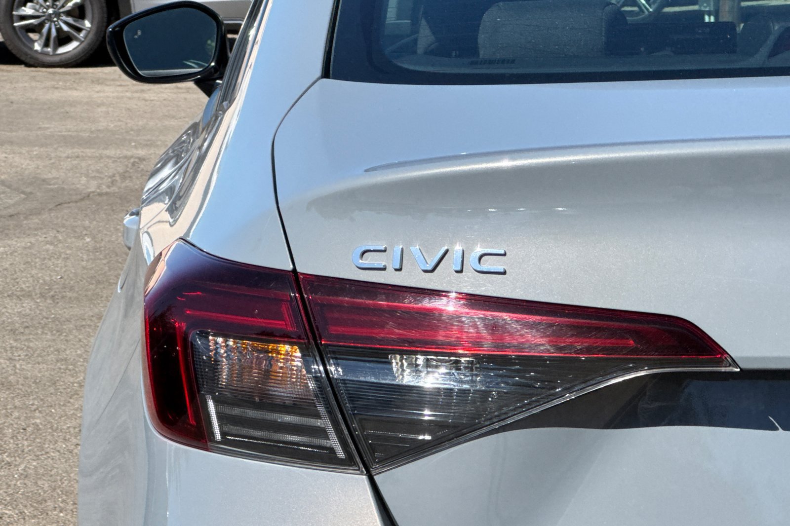 Used 2025 Honda Civic Sport image 31
