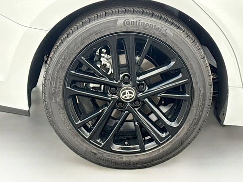 Certified 2026 Toyota Camry SE w/ Convenience Package FWD image 32