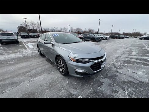 Used 2024 Chevrolet Malibu RS image 2