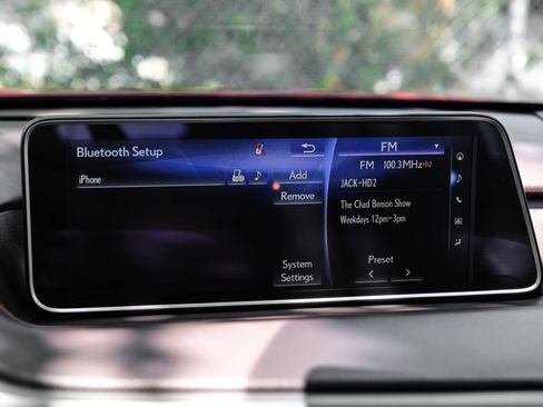 Used 2018 Lexus RX 450hL Premium w/ Premium Package AWD/4WD image 44