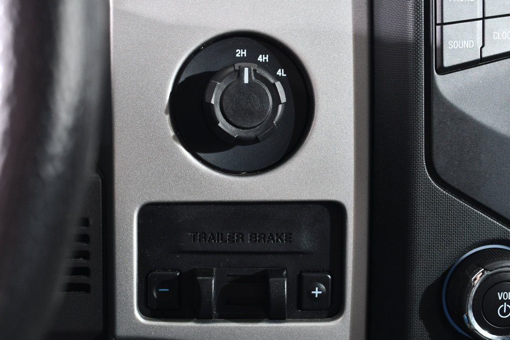 Used 2014 Ford F150 XLT w/ Equipment Group 302A Luxury AWD/4WD image 30