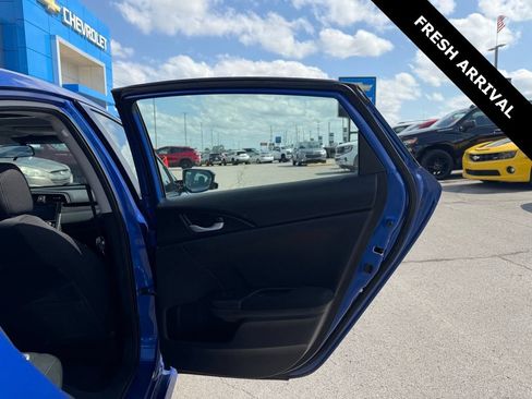 Used 2020 Honda Civic EX image 18