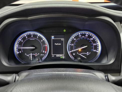 Used 2018 Toyota Highlander Limited Platinum image 31