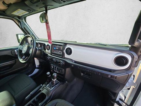 Used 2021 Jeep Wrangler Sport AWD/4WD image 20