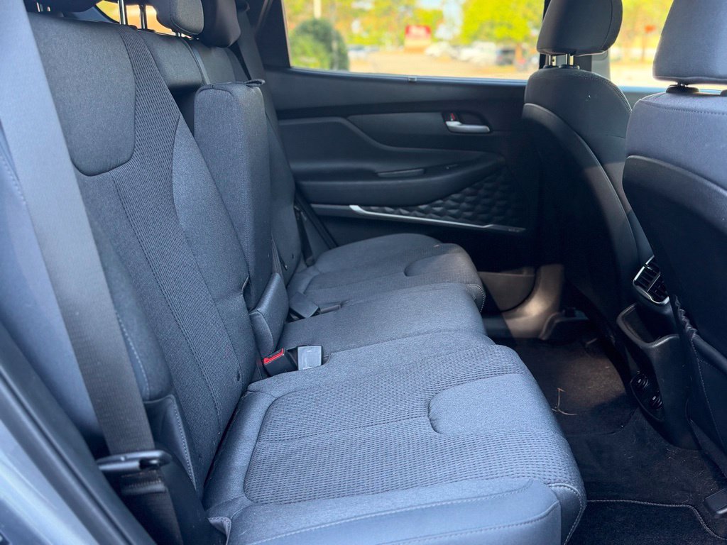 Used 2020 Hyundai Santa Fe SEL w/ Convenience Package AWD/4WD image 18