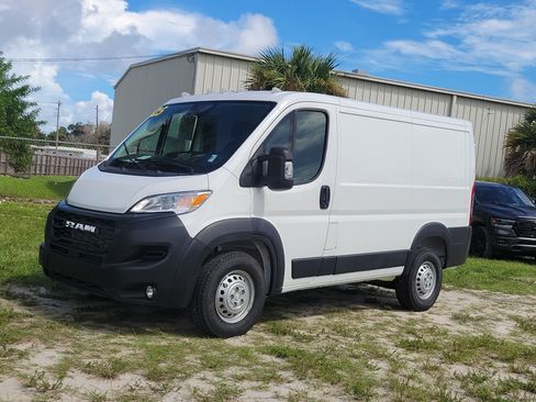 Used 2025 RAM ProMaster 1500 w/ Convenience Group FWD image 2