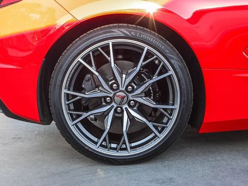 Used 2024 Chevrolet Corvette Stingray Premium Cpe w/ 3LT RWD image 12