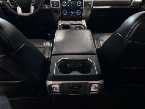 Used 2017 Ford F250 Lariat w/ Lariat Ultimate Package AWD/4WD image 22