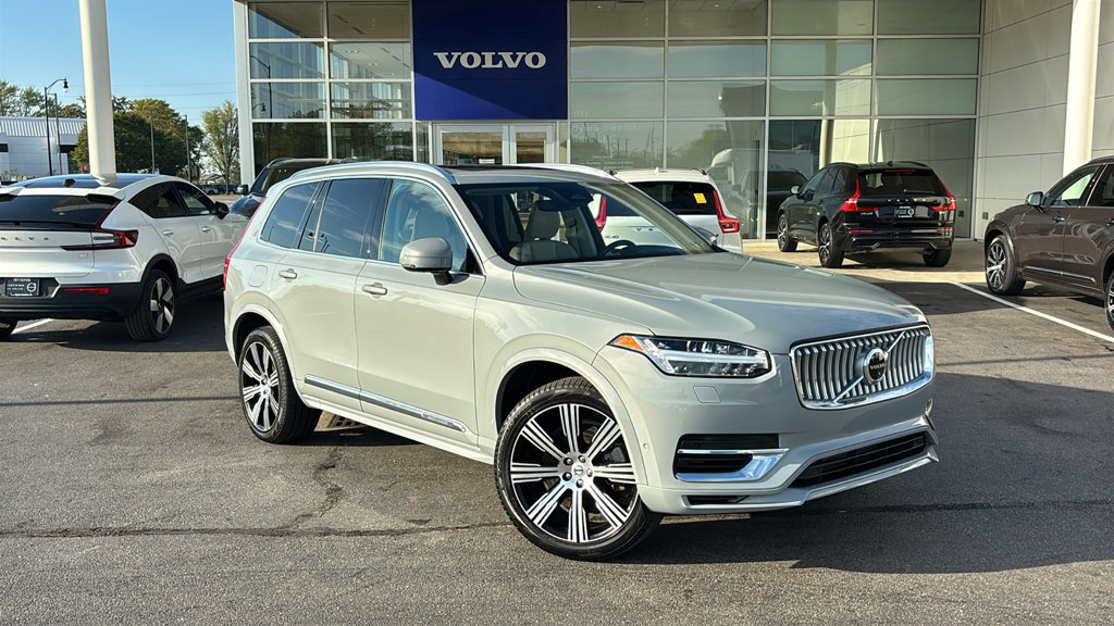 Certified 2024 Volvo XC90 T8 Plus w/ Protection Package AWD/4WD image 2