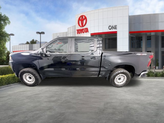 Used 2021 Chevrolet Silverado 1500 LT AWD/4WD image 4