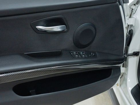 Used 2011 BMW M3 image 24