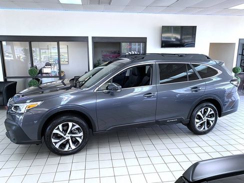 Used 2021 Subaru Outback Limited AWD/4WD image 3