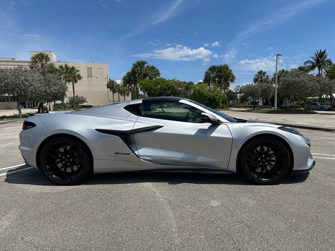 Used 2026 Chevrolet Corvette Z06 w/ Stealth Interior Trim Package image 24
