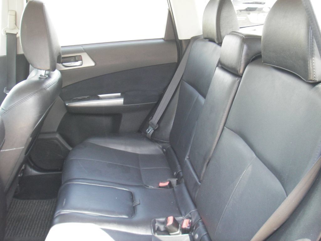 Used 2013 Subaru Forester 2.5X Limited AWD/4WD image 27