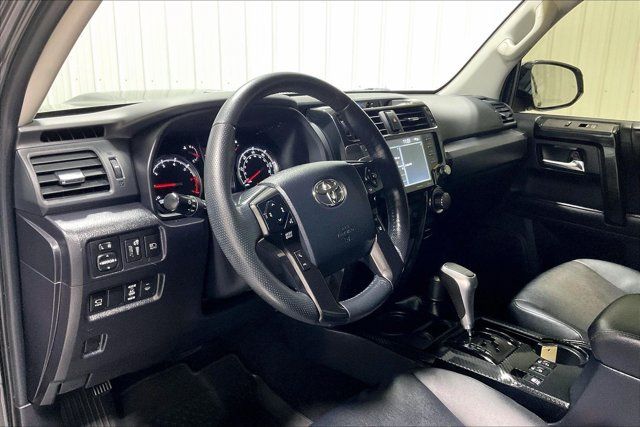 Used 2023 Toyota 4Runner TRD Off-Road Premium w/ Off Road Premium Plus Package AWD/4WD image 14